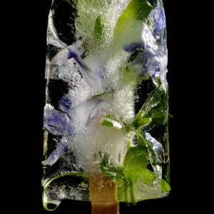 Cinematic Beverages: Splash, Pour, and Ice Techniques